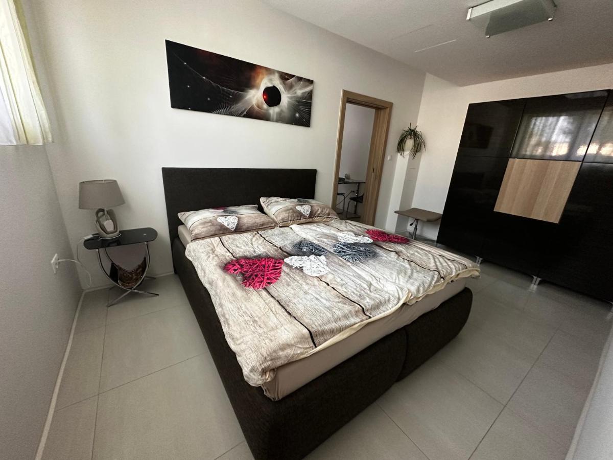 Apartman Lodenica Piest'any Exteriér fotografie